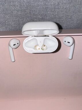 Apple Airpods 2